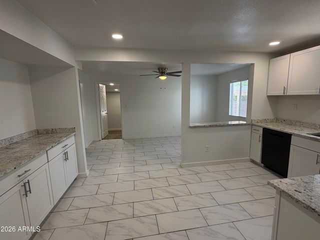 9012 N 14TH Street, Phoenix, AZ 85020
