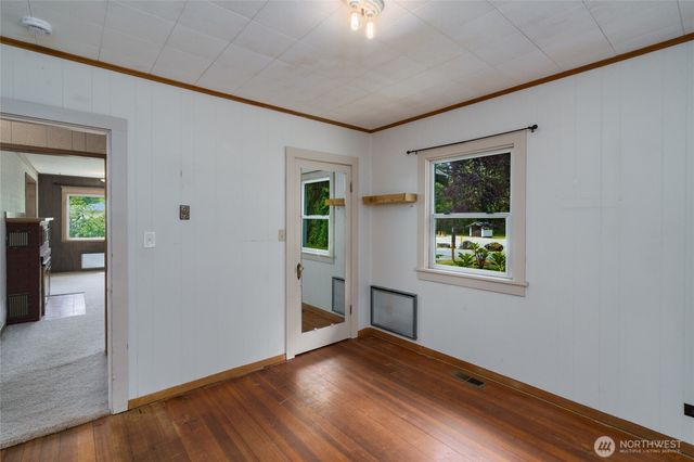 48242 Moen Road, Concrete, WA 98237