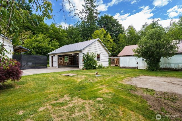 48242 Moen Road, Concrete, WA 98237