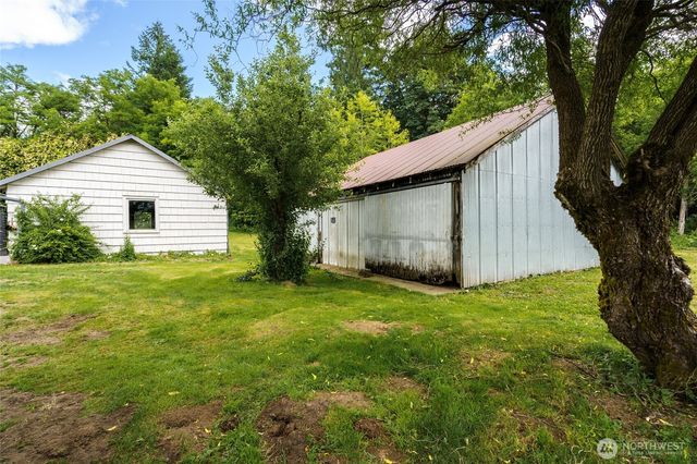 48242 Moen Road, Concrete, WA 98237