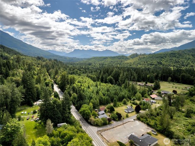 48242 Moen Road, Concrete, WA 98237