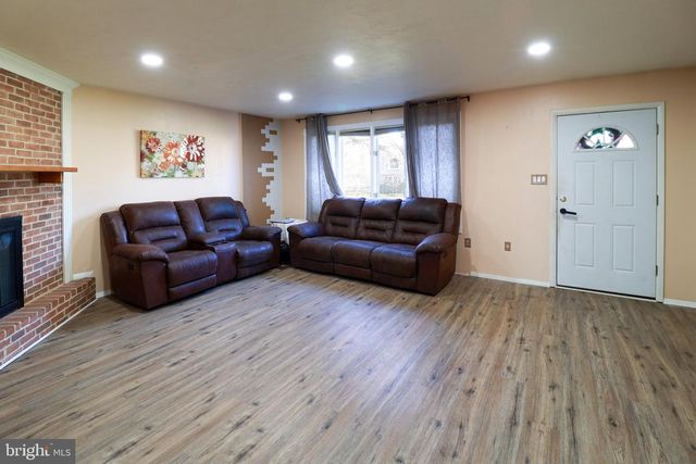 7123 SALEM PARK CIR, Mechanicsburg, PA 17050