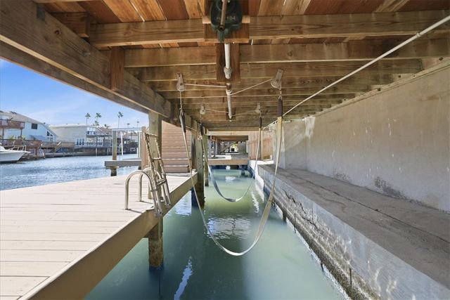 13633 Camino De Oro Ct, Corpus Christi, TX 78418