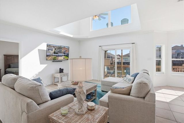 13633 Camino De Oro Ct, Corpus Christi, TX 78418