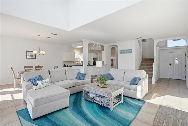 13633 Camino De Oro Ct, Corpus Christi, TX 78418