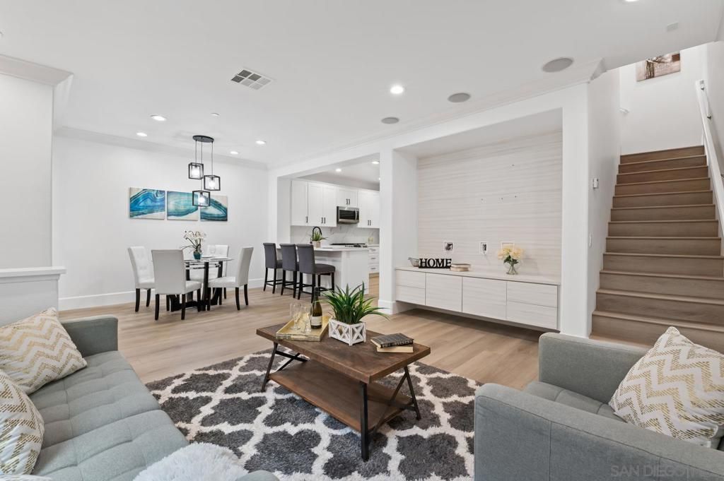 13002 Requlo Place, San Diego, CA 92130