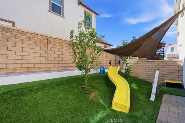 24208 Via Perla, Valencia, CA 91354