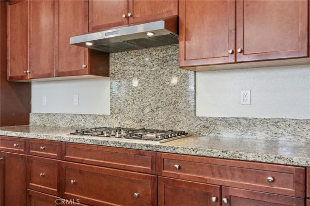 24208 Via Perla, Valencia, CA 91354