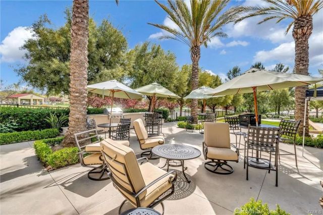 24208 Via Perla, Valencia, CA 91354