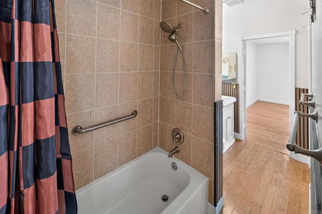 2138 Via Robles, Oceanside, CA 92054