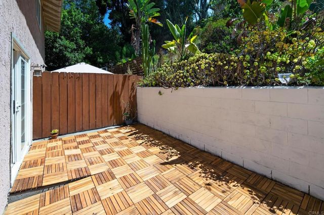 2138 Via Robles, Oceanside, CA 92054