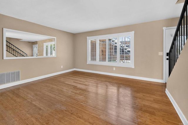 2138 Via Robles, Oceanside, CA 92054