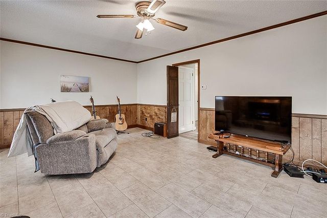 1211 Canterbury Trail, Asheboro, NC 27205