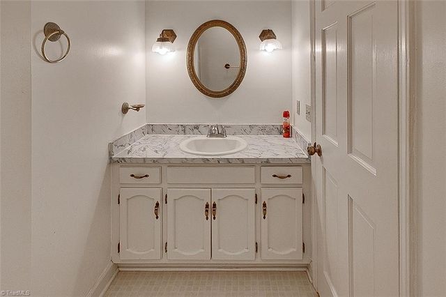 1211 Canterbury Trail, Asheboro, NC 27205