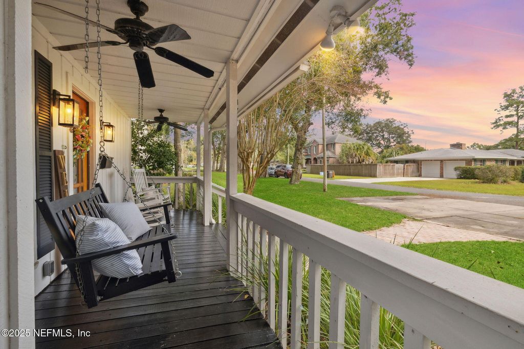 5160 ARAPAHOE Avenue, Jacksonville, FL 32210