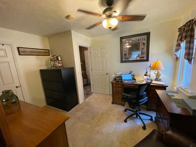 110 Pioneer Way, Hollister, MO 65672