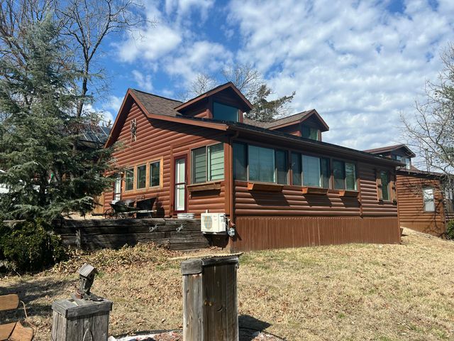 110 Pioneer Way, Hollister, MO 65672