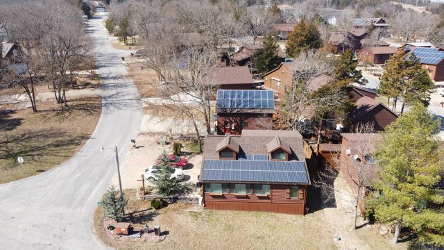 110 Pioneer Way, Hollister, MO 65672