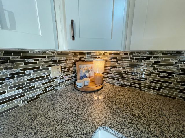 110 Pioneer Way, Hollister, MO 65672