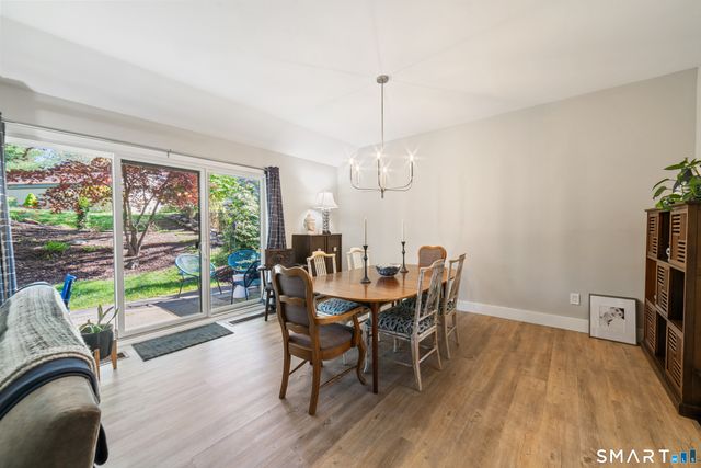 916 Heritage Village A, Southbury, CT 06488