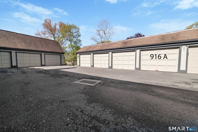 916 Heritage Village A, Southbury, CT 06488