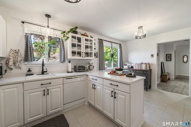 916 Heritage Village A, Southbury, CT 06488