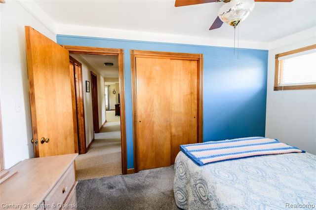 4218 Pardee Avenue, Dearborn Heights, MI 48125