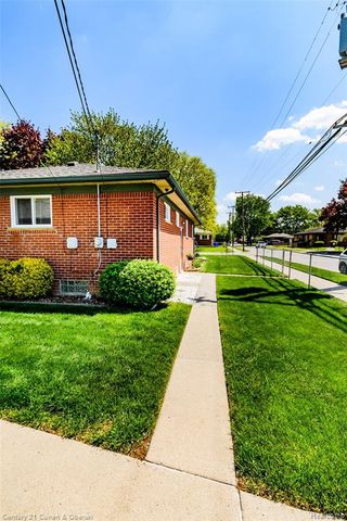 4218 Pardee Avenue, Dearborn Heights, MI 48125