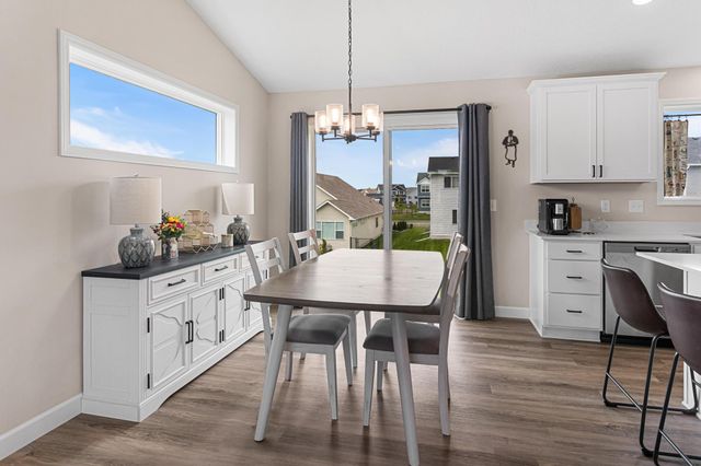 1622 Oak Ridge Street, Hanover, MN 55341