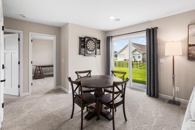 1622 Oak Ridge Street, Hanover, MN 55341