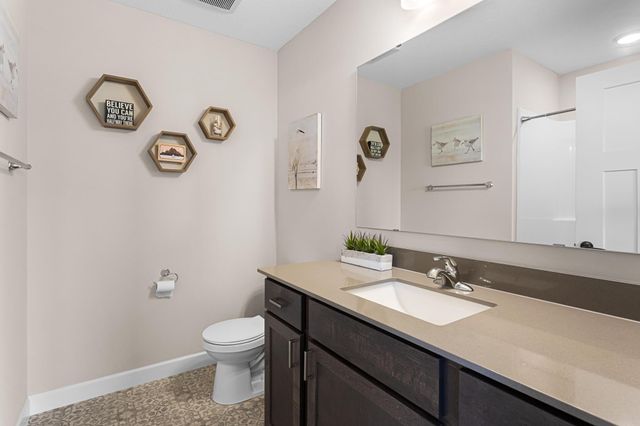 1622 Oak Ridge Street, Hanover, MN 55341