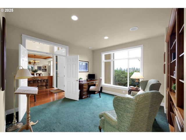 1243 CRENSHAW Rd, Eugene, OR 97401