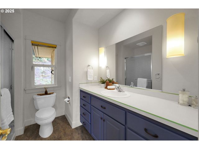 1243 CRENSHAW Rd, Eugene, OR 97401