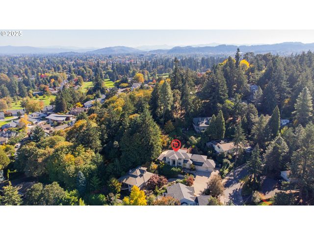 1243 CRENSHAW Rd, Eugene, OR 97401