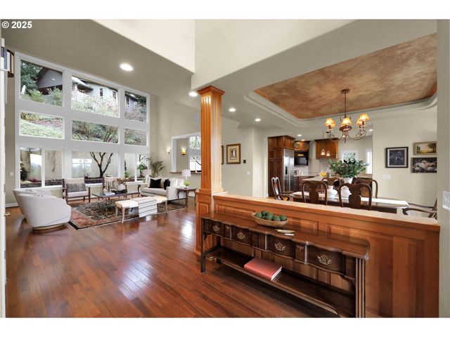 1243 CRENSHAW Rd, Eugene, OR 97401