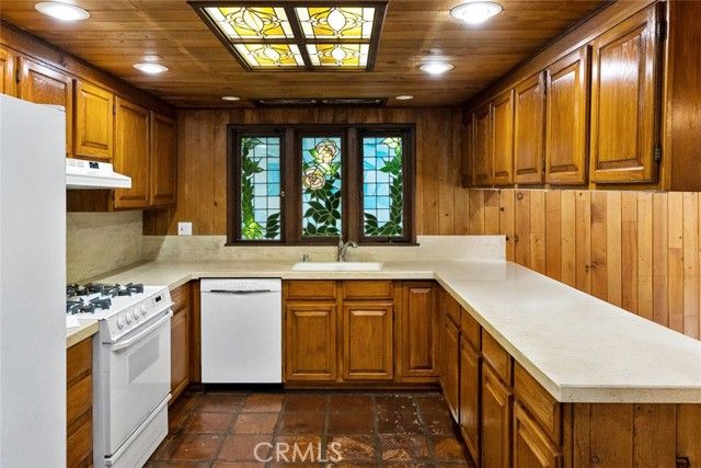 1411 15th, Manhattan Beach, CA 90266