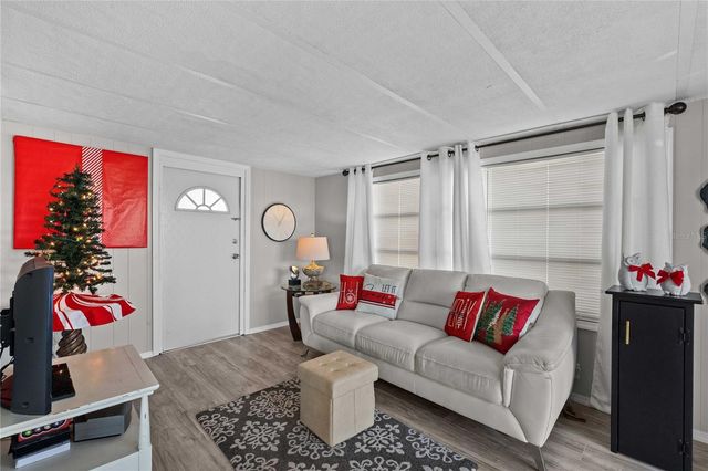 5239 MARY STREET, Zephyrhills, FL 33542