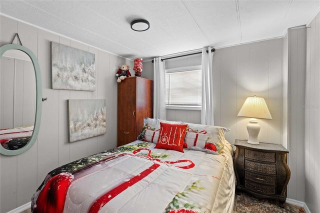 5239 MARY STREET, Zephyrhills, FL 33542