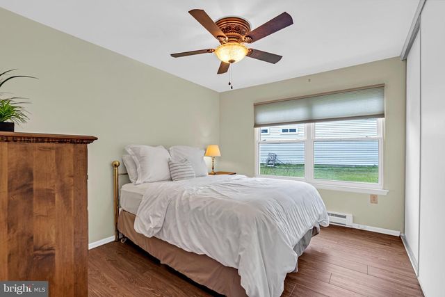 9 MAIDSTONE PL, Southampton, NJ 08088