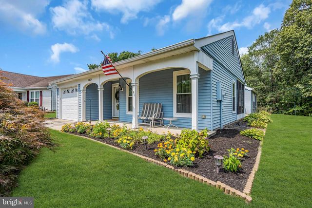 9 MAIDSTONE PL, Southampton, NJ 08088