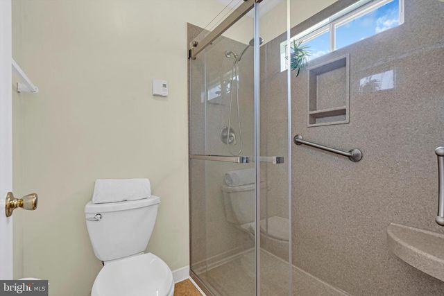 9 MAIDSTONE PL, Southampton, NJ 08088