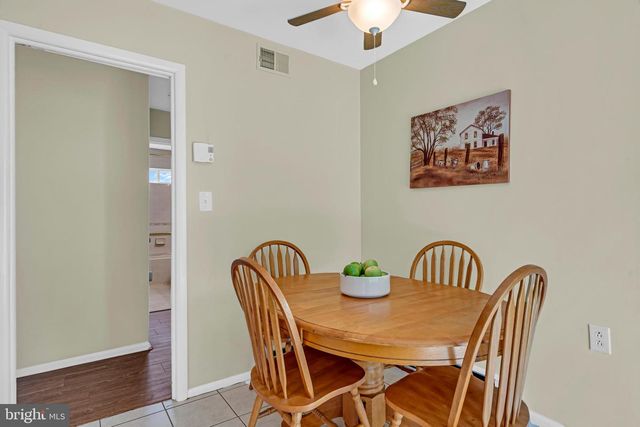 9 MAIDSTONE PL, Southampton, NJ 08088