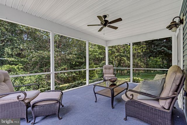 9 MAIDSTONE PL, Southampton, NJ 08088