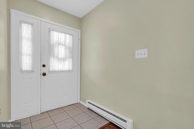 9 MAIDSTONE PL, Southampton, NJ 08088