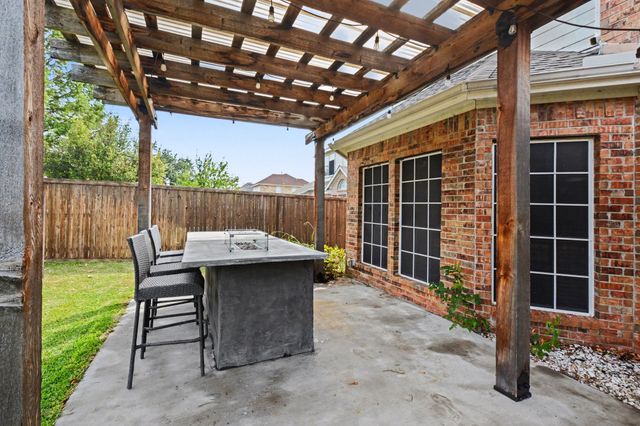 8006 Killarney Lane, Rowlett, TX 75089