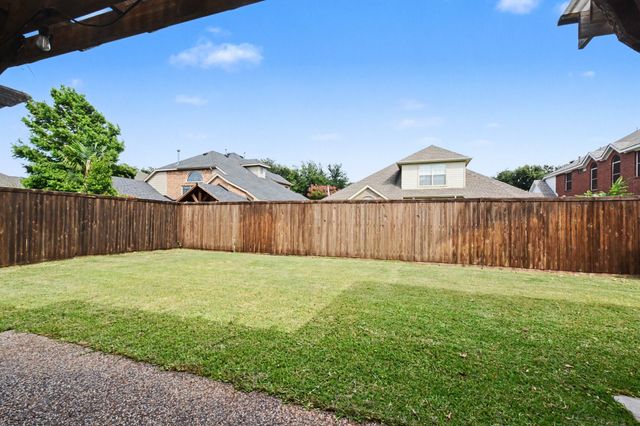 8006 Killarney Lane, Rowlett, TX 75089