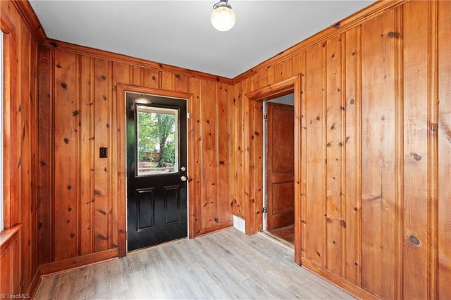 2348 Rosewood Avenue, Winston-salem, NC 27103