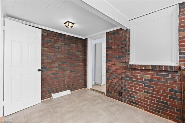2348 Rosewood Avenue, Winston-salem, NC 27103