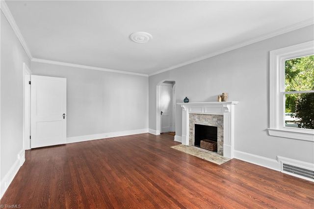 2348 Rosewood Avenue, Winston-salem, NC 27103