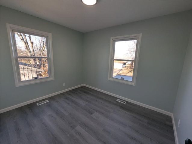 6207 E 150th Terrace, Grandview, MO 64030